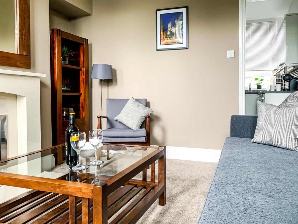 Maple House - Quaint Victorian With Free Parking Apartment