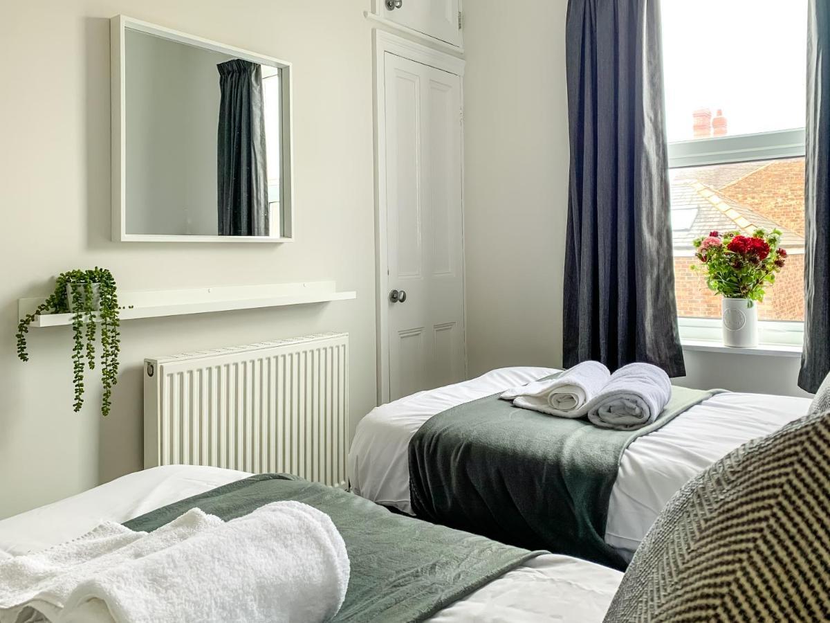 Maple House - Quaint Victorian With Free Parking * York