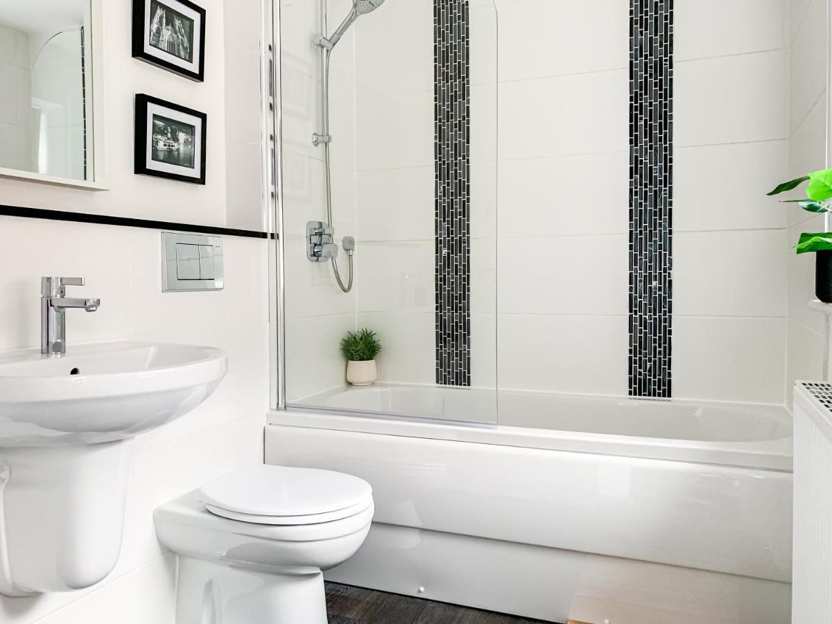 Maple House - Quaint Victorian With Free Parking * York