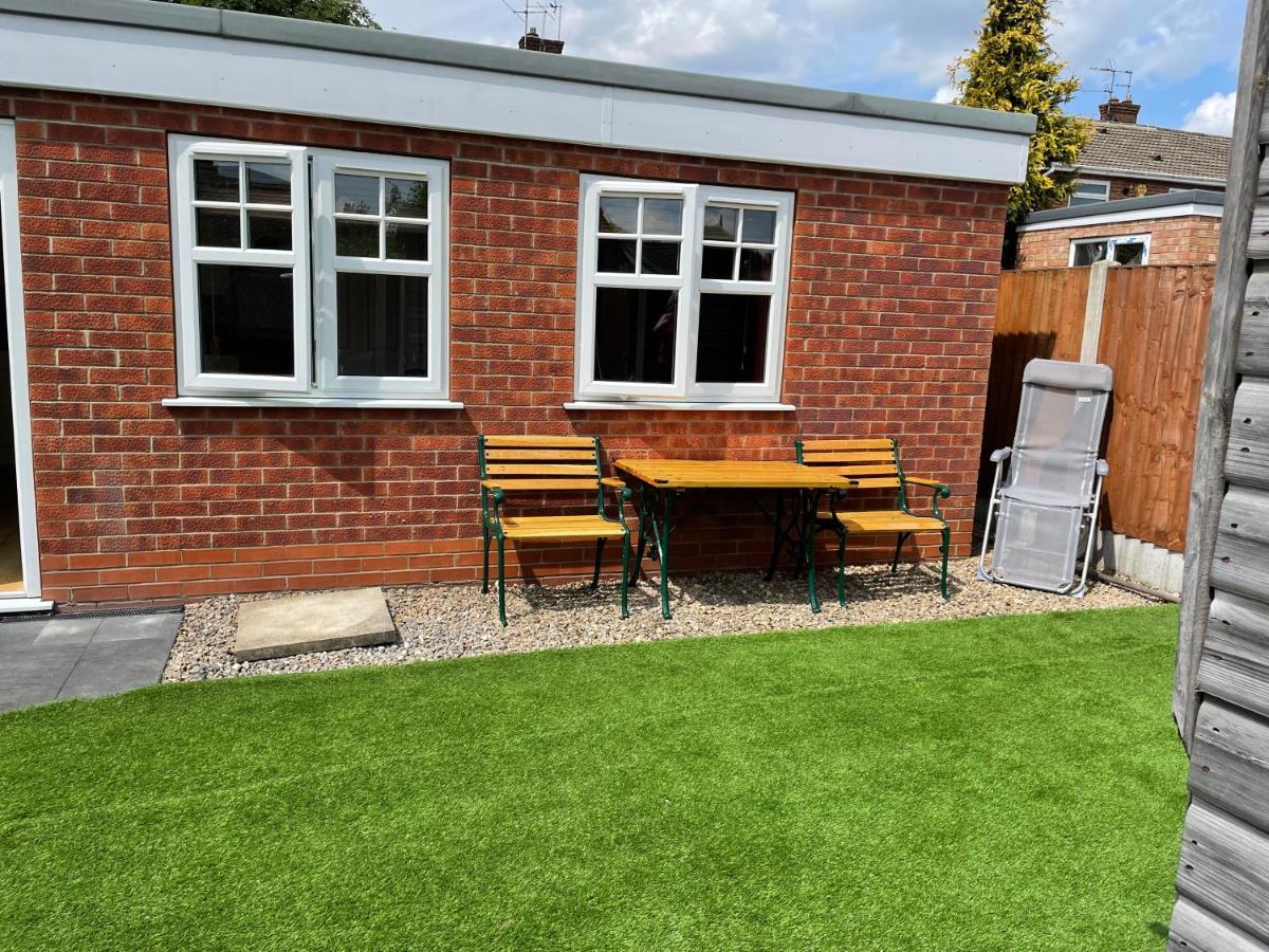 Holiday home Garden Flat Near The Of