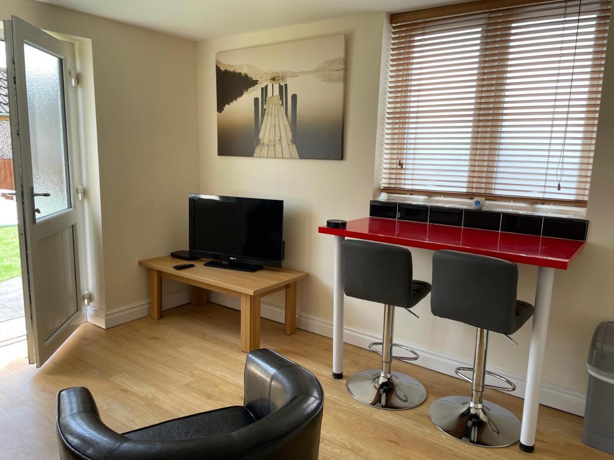 Garden Flat Near The Of York