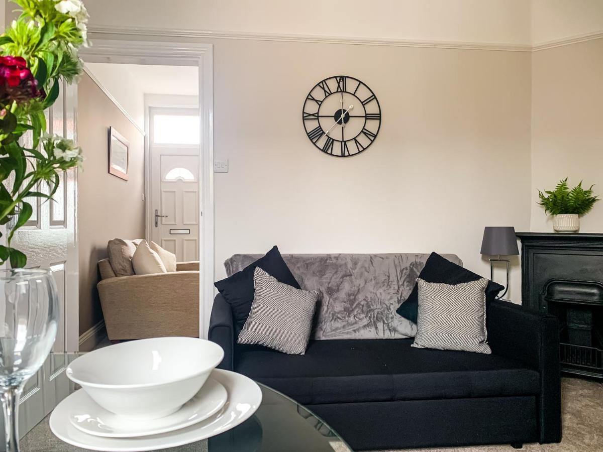 Apartment Cedar House - Quaint Victorian With Free Parking *