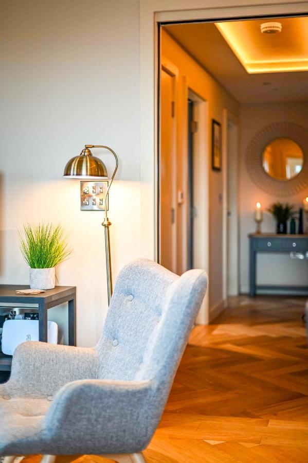 No 3, Within The Walls, Free Parking Holiday home *