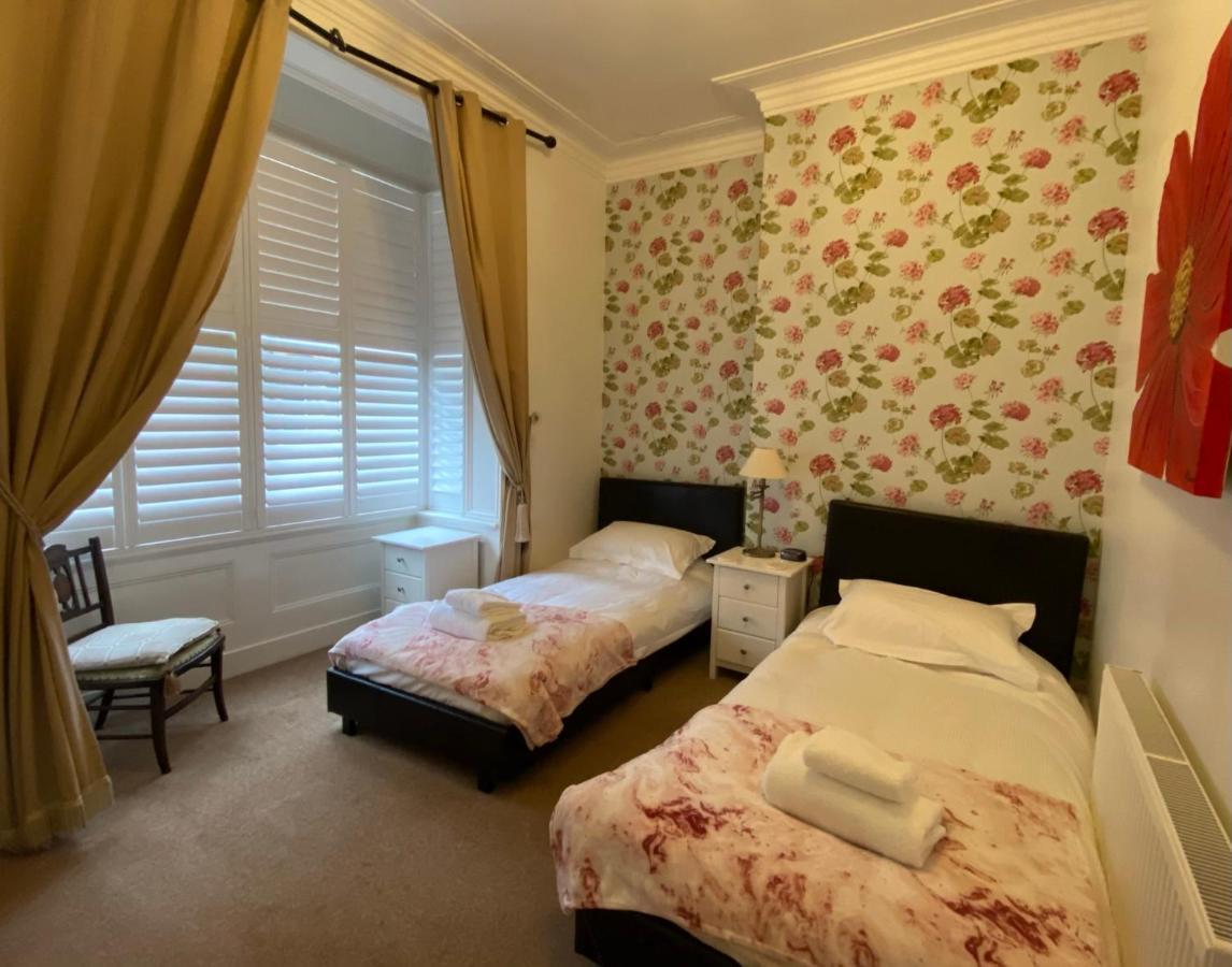 Center With Free Private Parking Apartment