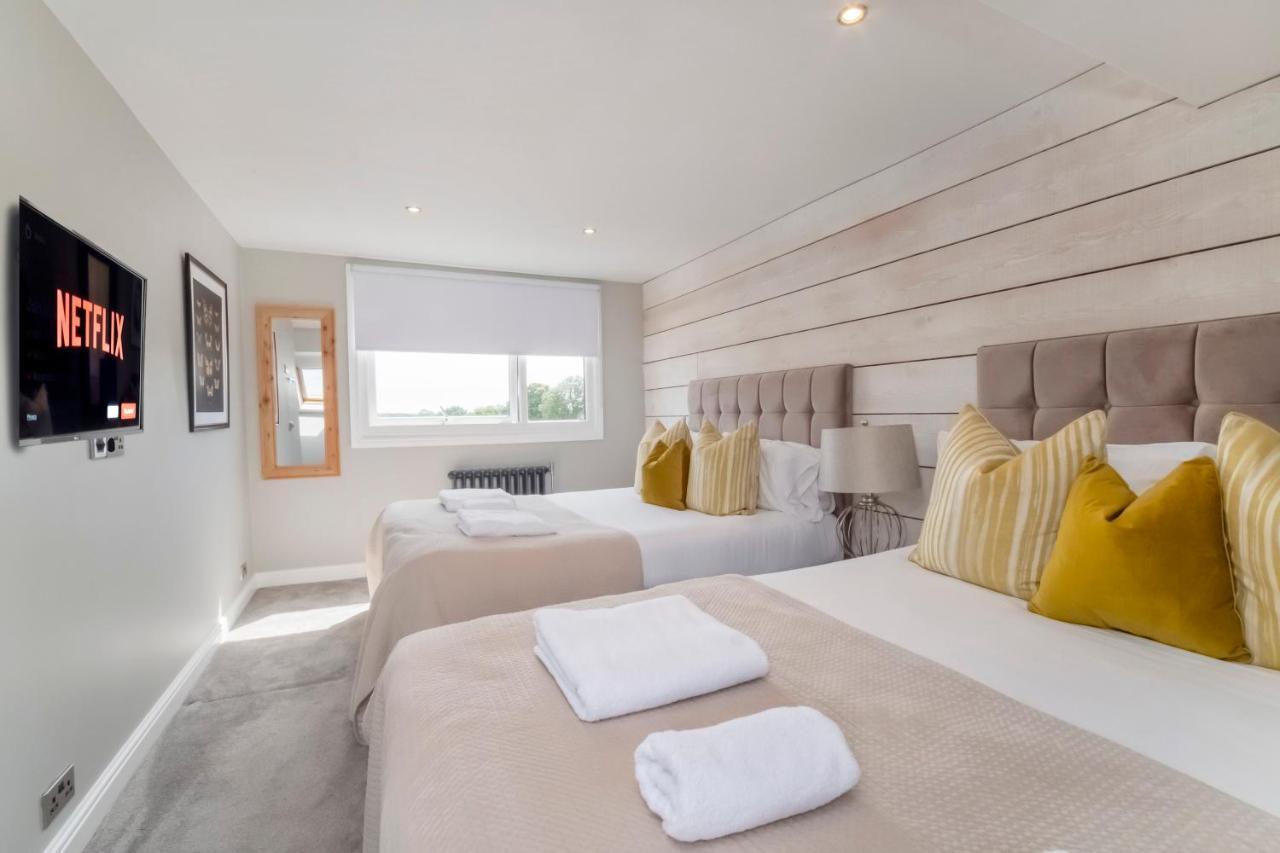 The Stables Luxury House With Hot Tub York