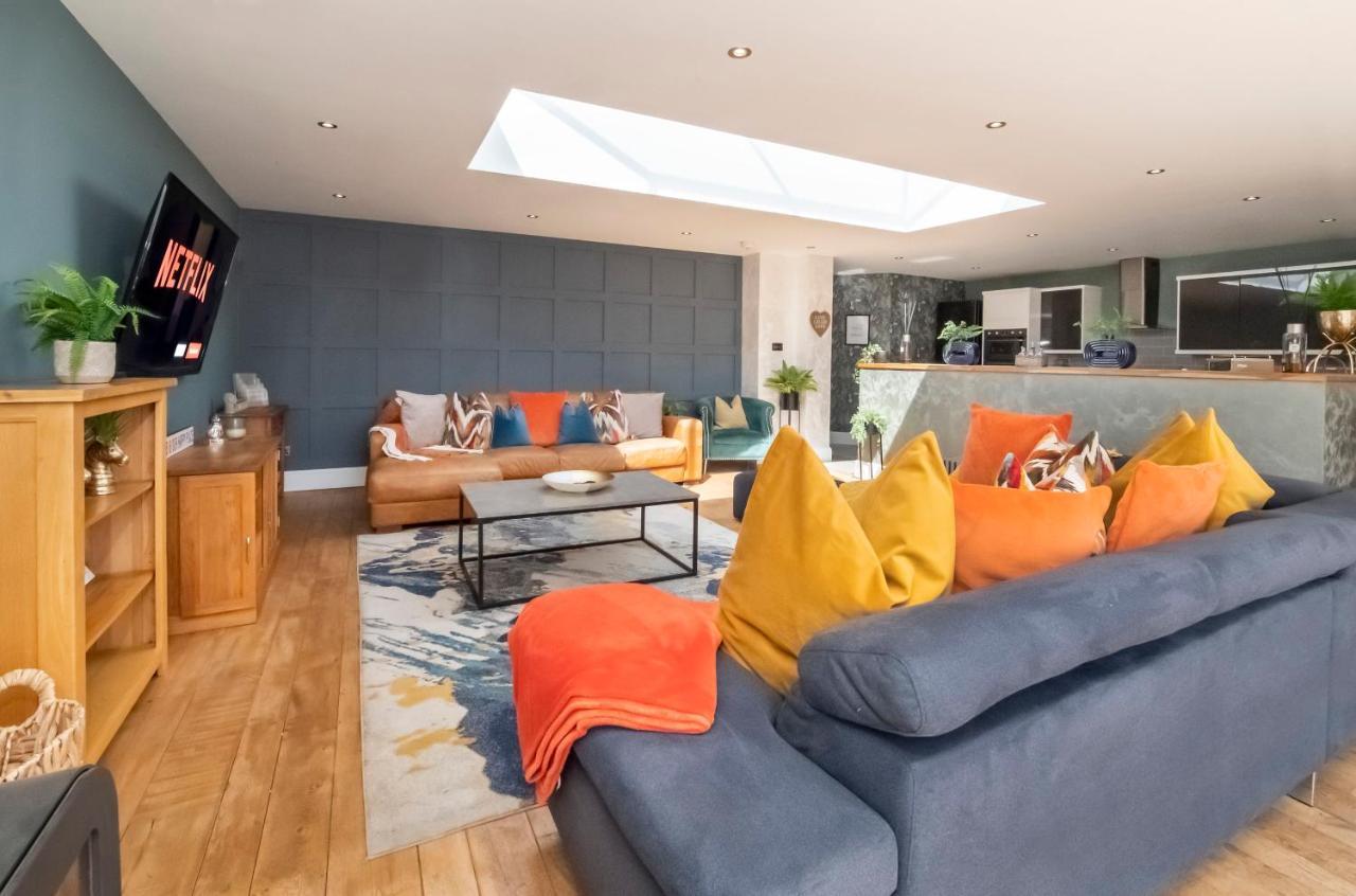 The Stables Luxury House With Hot Tub Apartment York