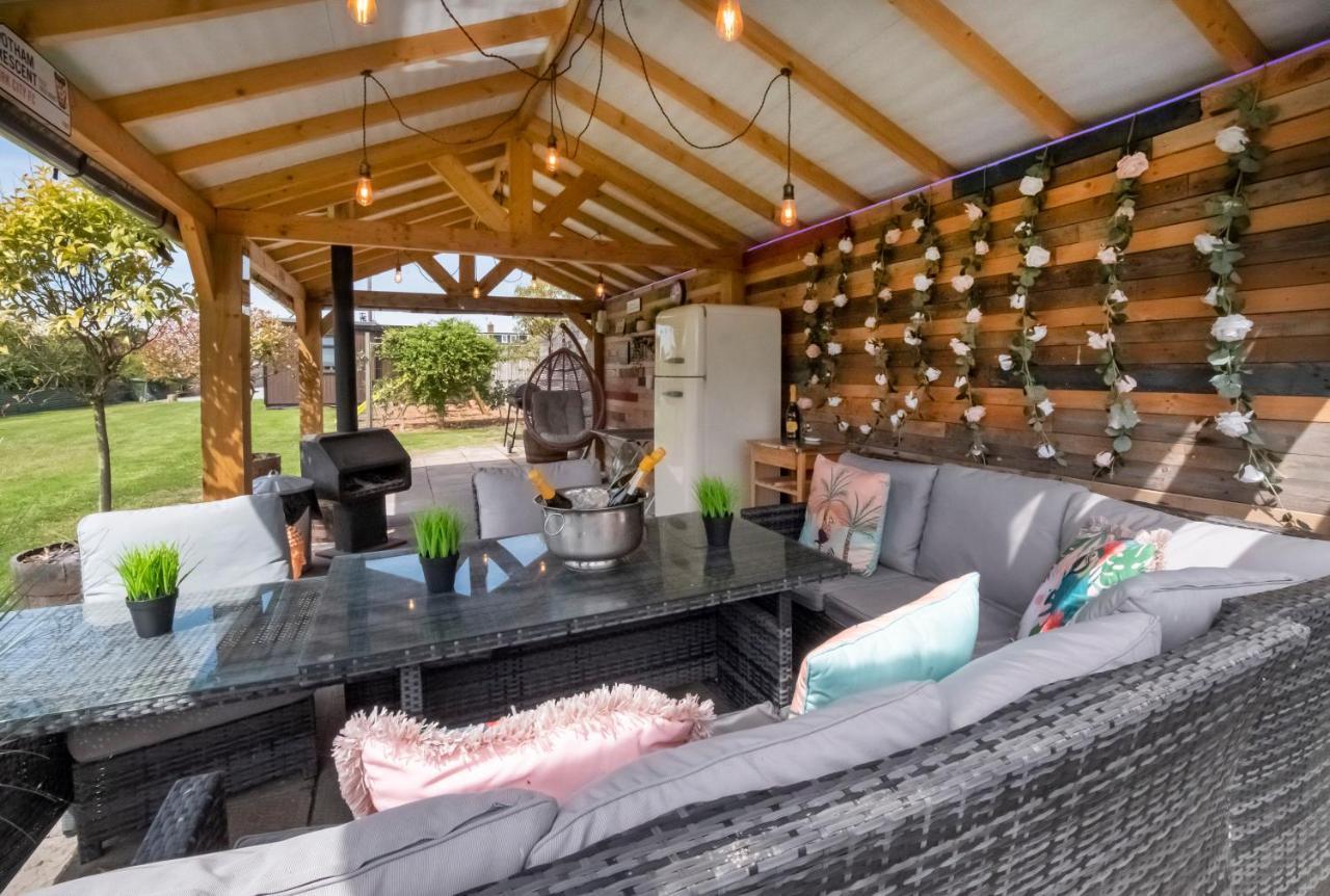 The Stables Luxury House With Hot Tub Apartment York