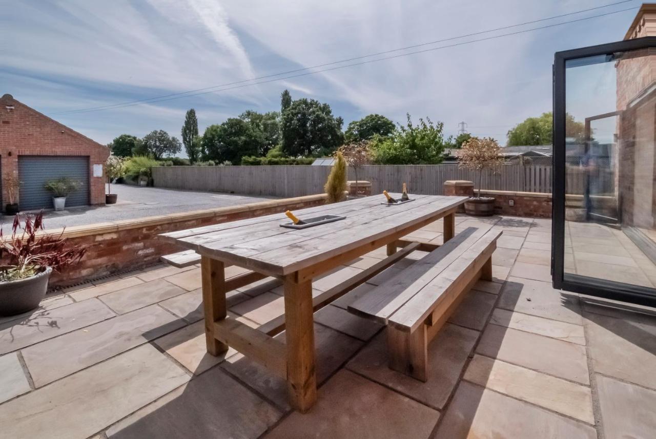 Apartment The Stables Luxury House With Hot Tub York
