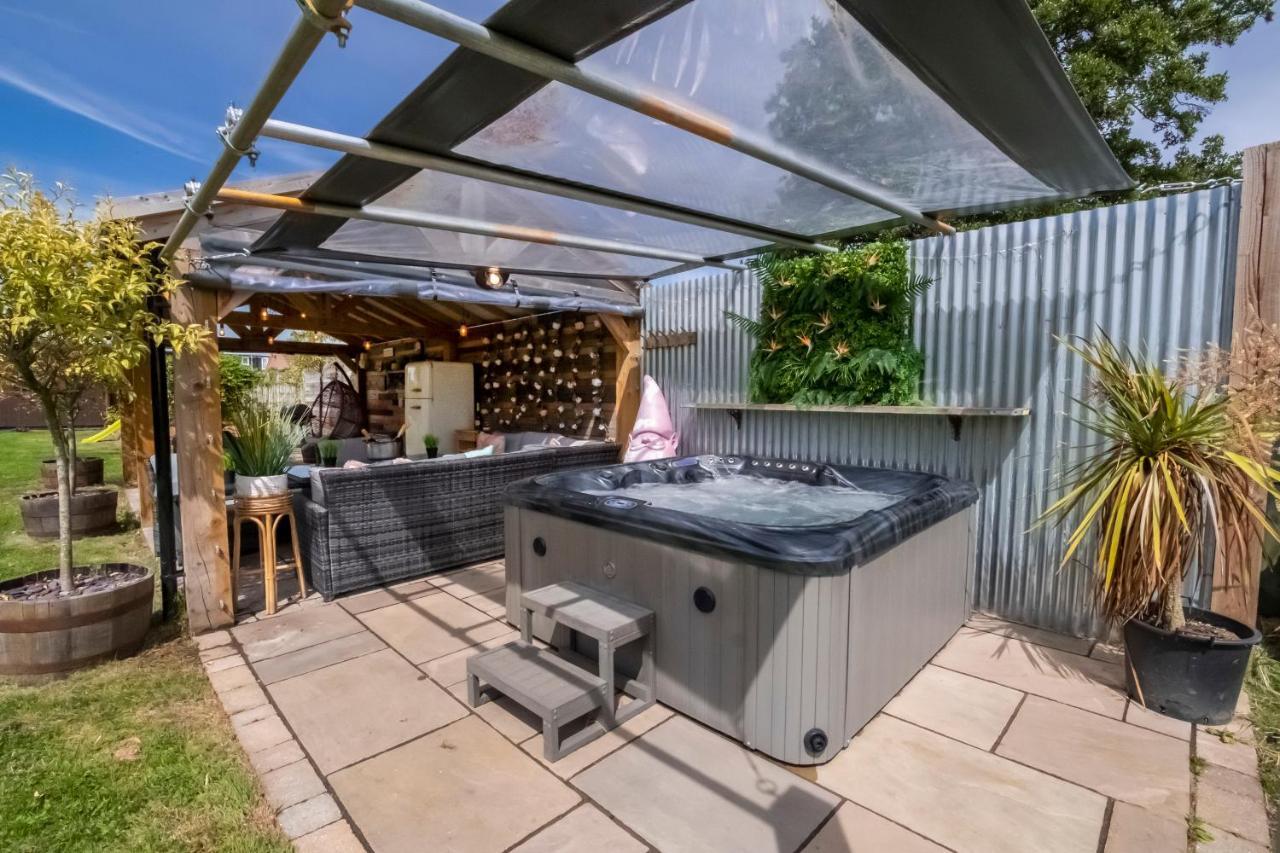 Apartment The Stables Luxury House With Hot Tub