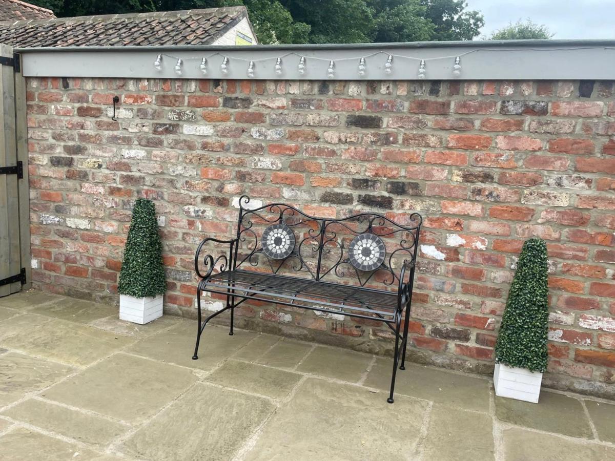 Moat View Free Parking, Ev Charging & Central Apartment York