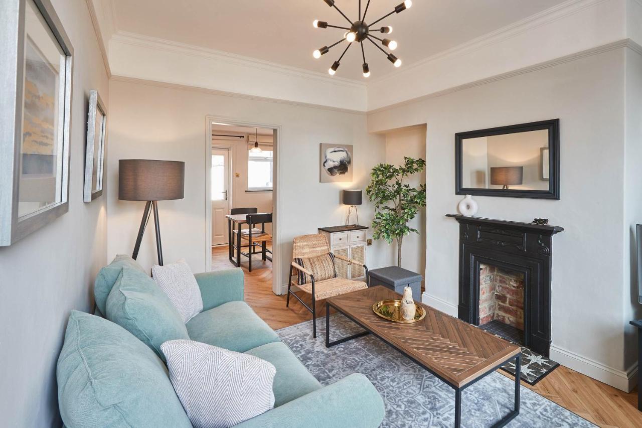 Holiday home Host & - The Railman's House *
