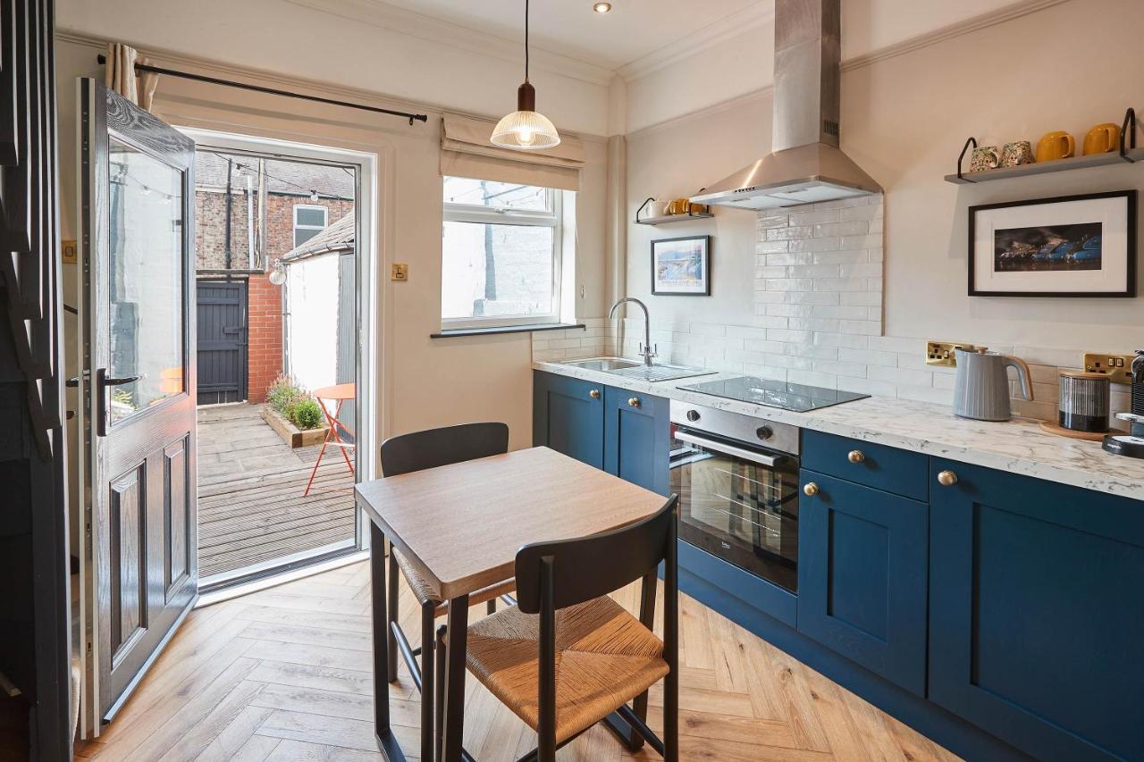 Host & - The Railman's House Holiday home York