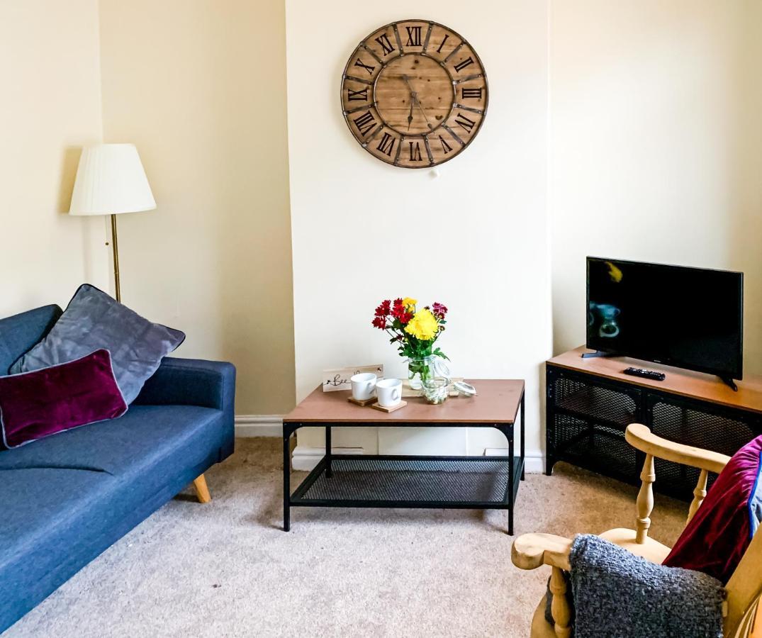 Lodge The Warwick - Quaint Victorian With Free Parking