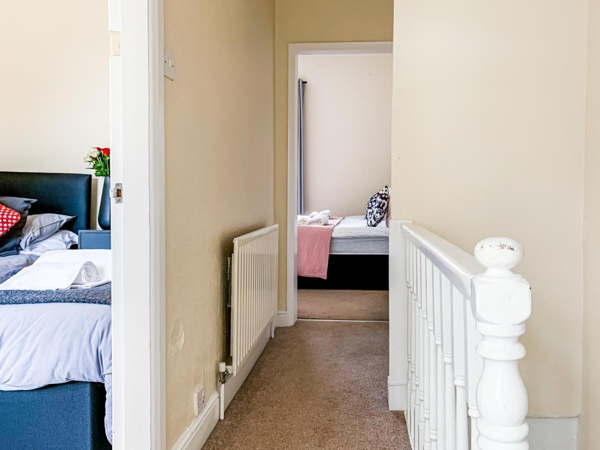 Lodge The Warwick - Quaint Victorian With Free Parking