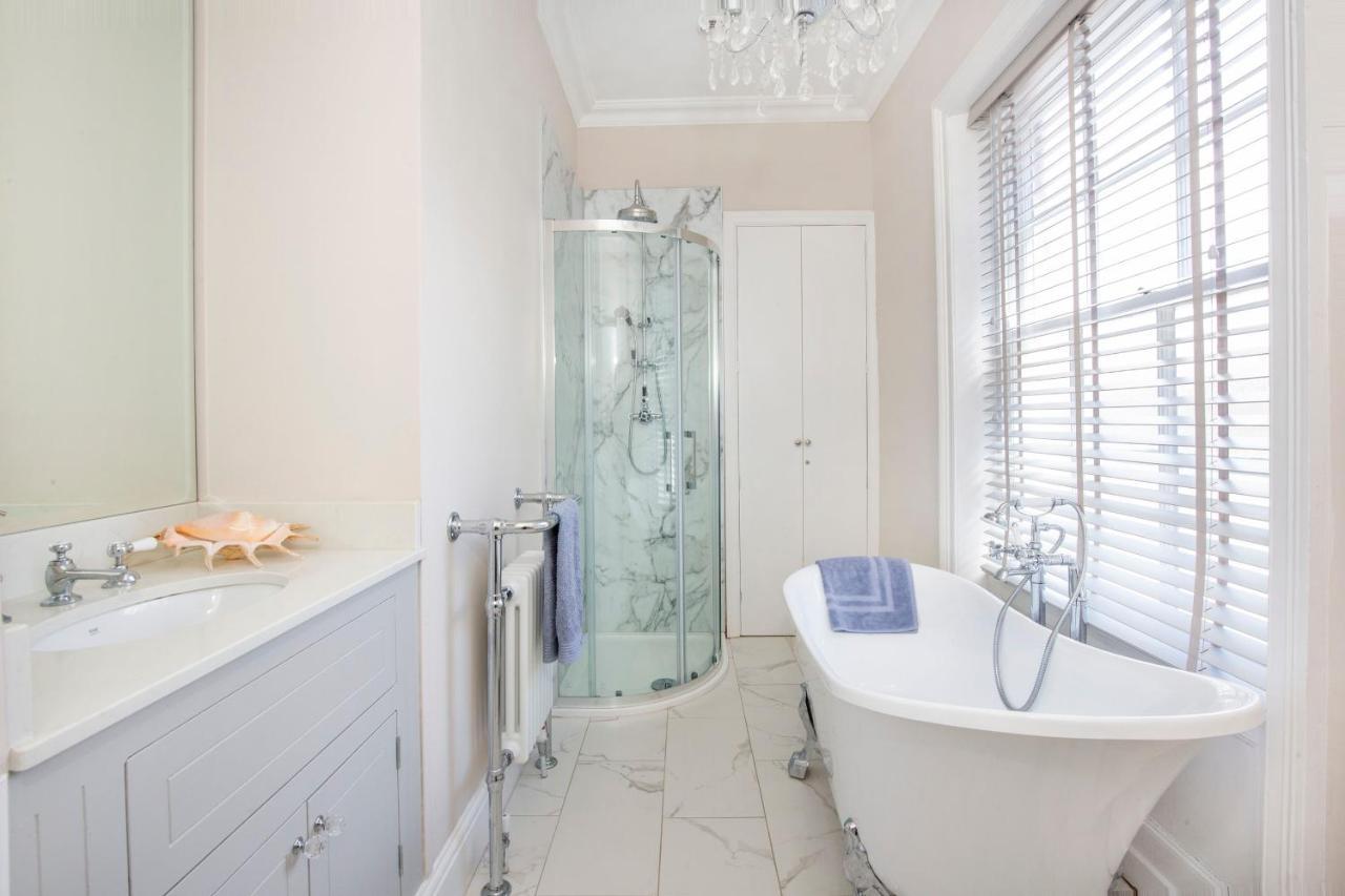 George Street Boutique With Free Parking Apartment York