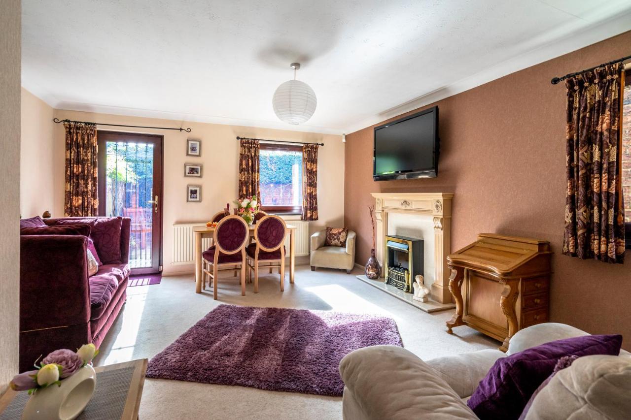 14 Cloisters Walk Apartment York