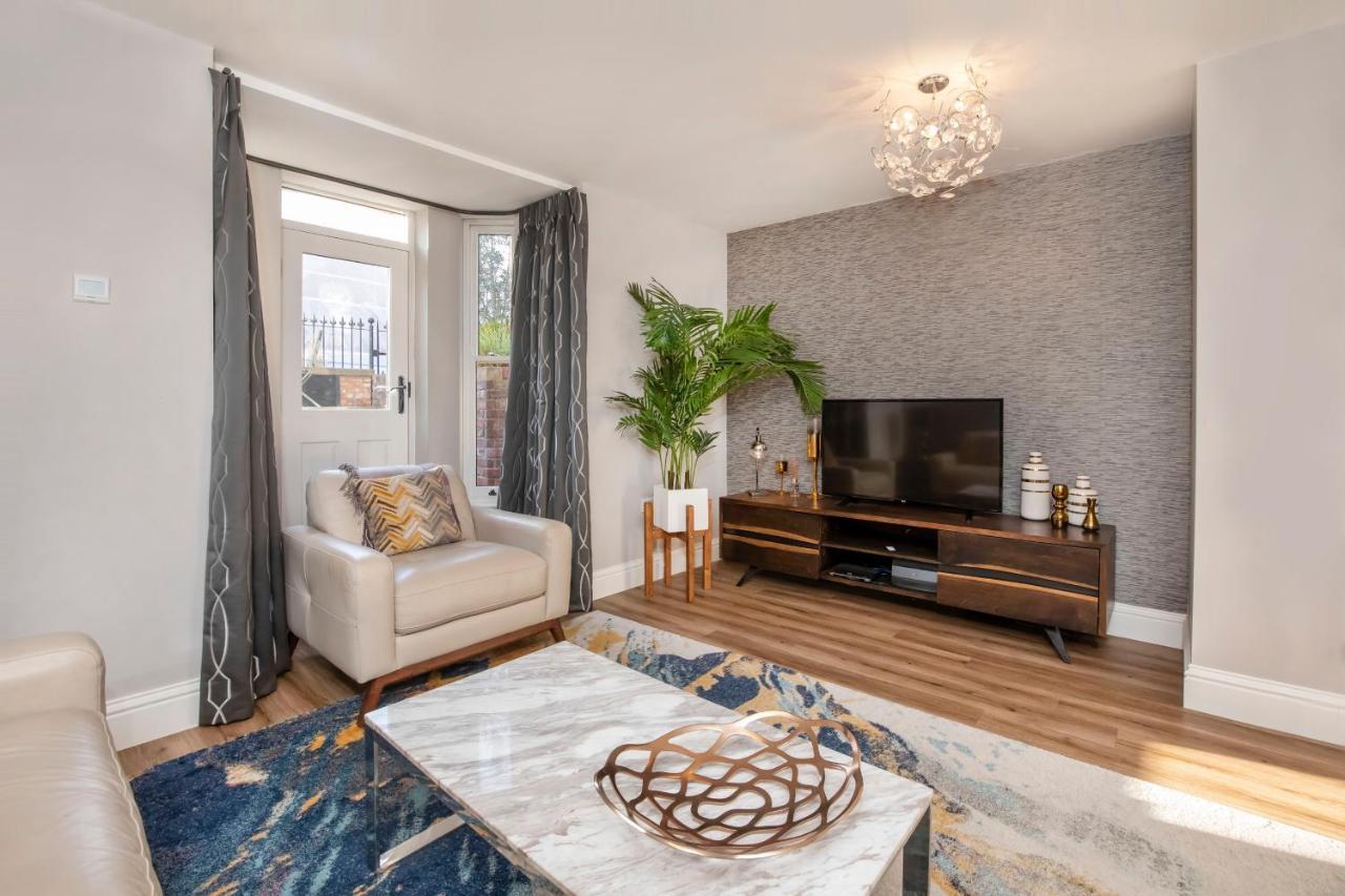 8 Blue Bridge- Elegant And Luxurious 1 Bedroom Apt- Free Parking