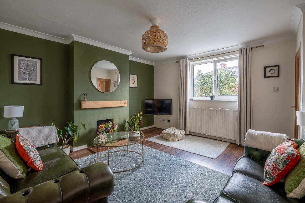 Holiday home With Free Parking, 10 Min Walk To Bar Walls York
