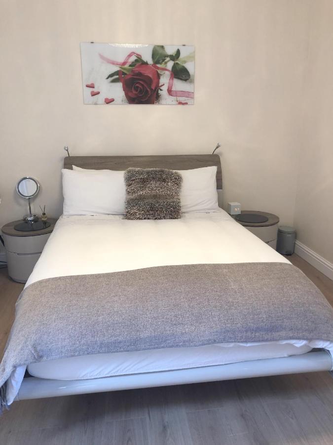 Holiday home Centre Town House With Views And Free Parking 7fsbi