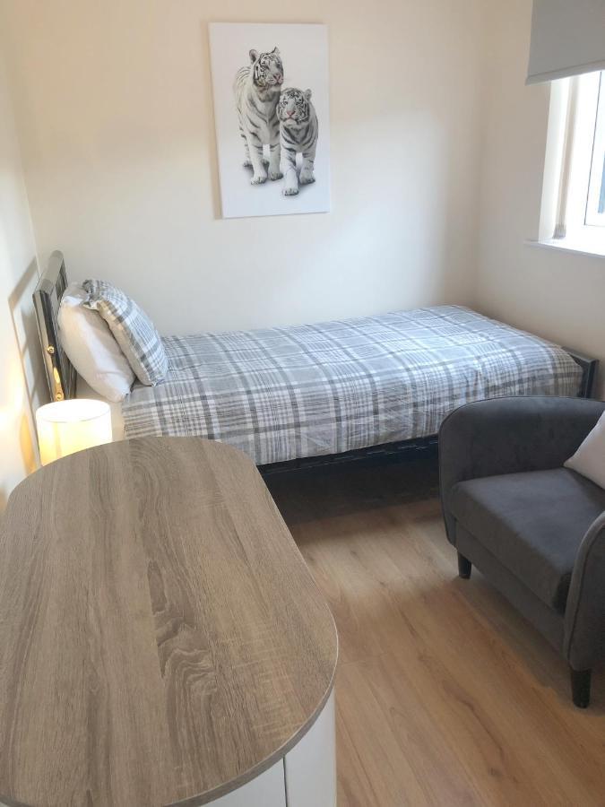 Centre Town House With Views And Free Parking 7fsbi *
