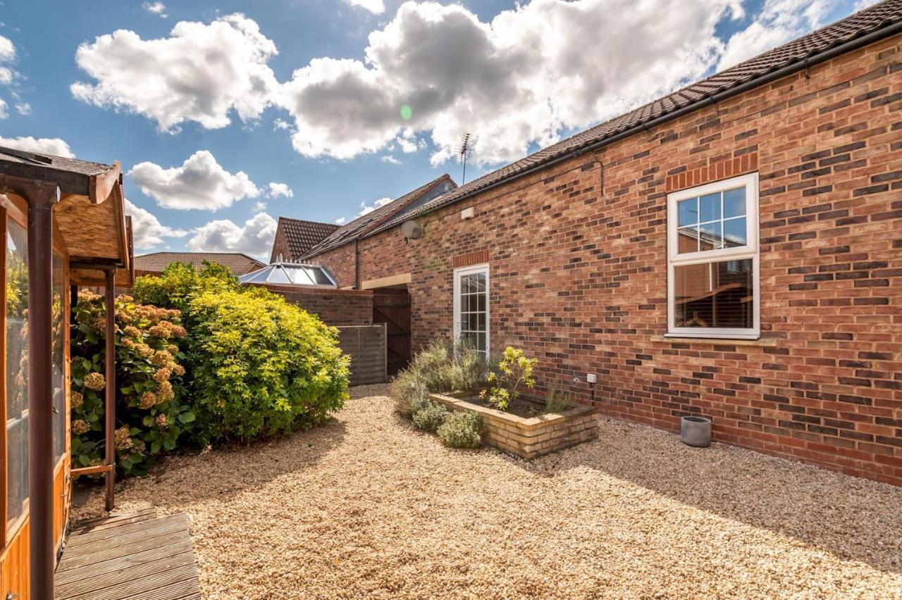 Pass The Keys Charming Near Clifton Moor Holiday home York