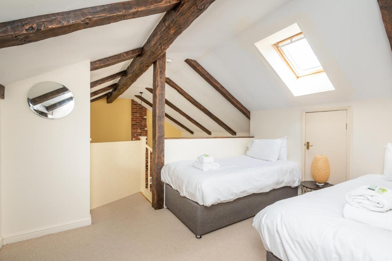 Pass The Keys Charming Near Clifton Moor York