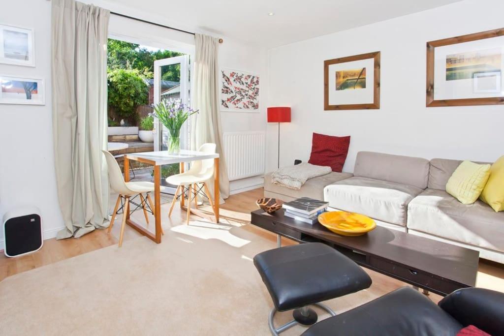 Holiday home Walking Distance To Racecourse And Centre