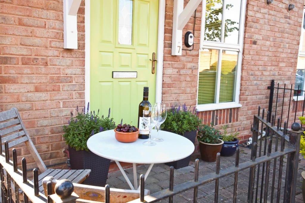 Holiday home Walking Distance To Racecourse And Centre *