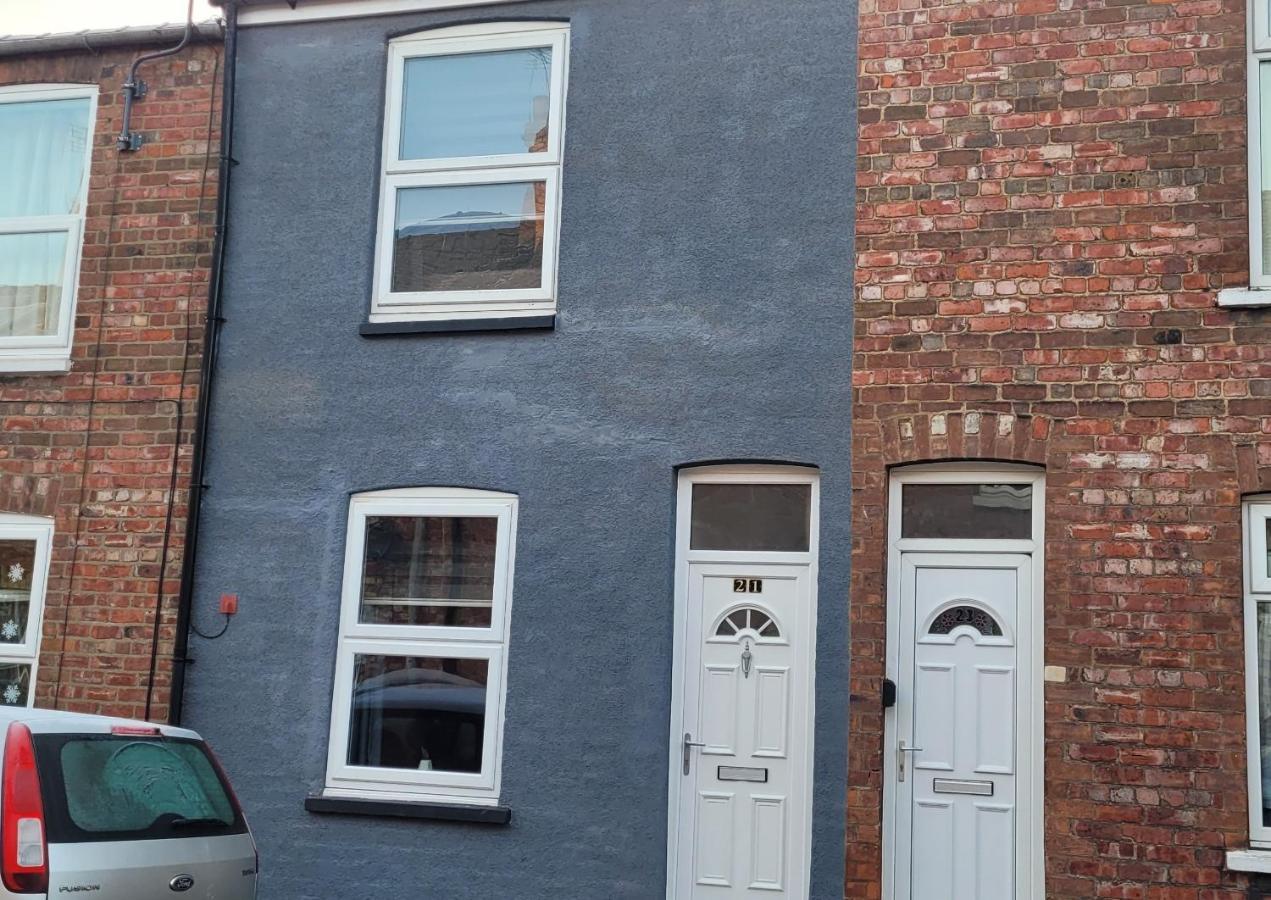 Sutherland St - 2 Bed With Free Parking *