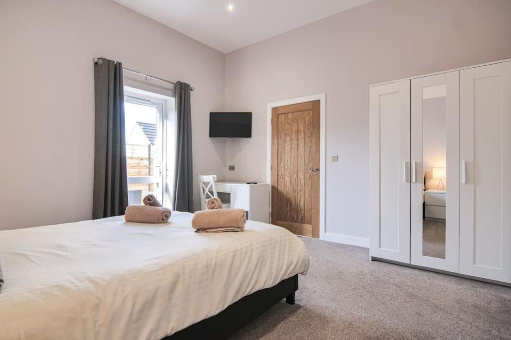 Holiday home Hoxne - Rose With Private Hot Tub York