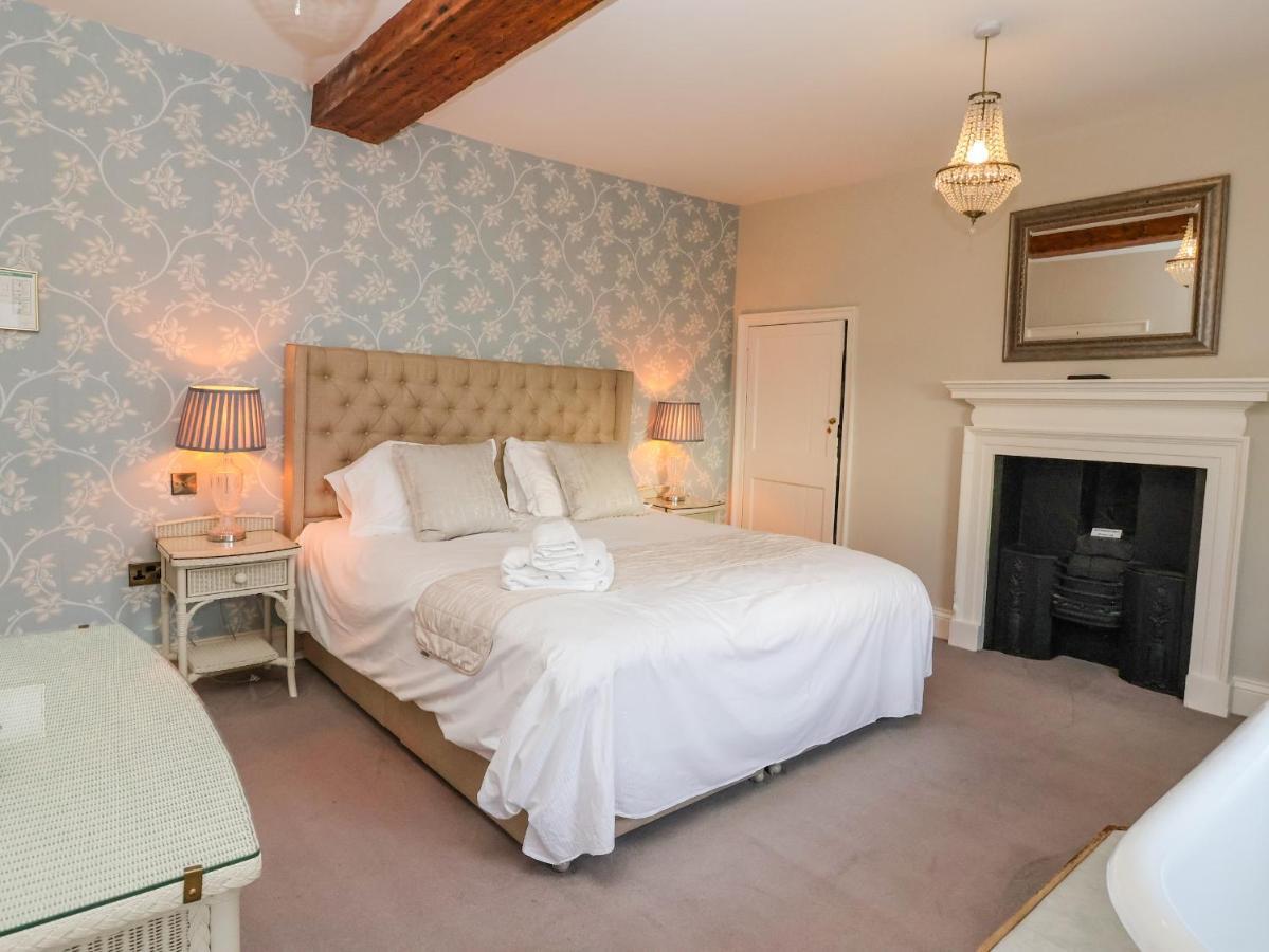 Manor House * York
