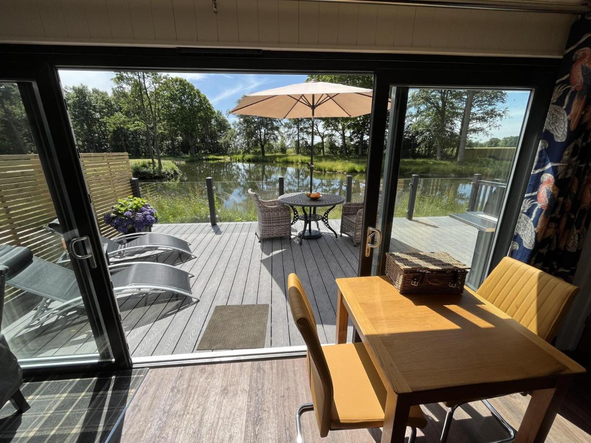 Cedar Boutique Lodge-dog Fishing And Access Holiday home York