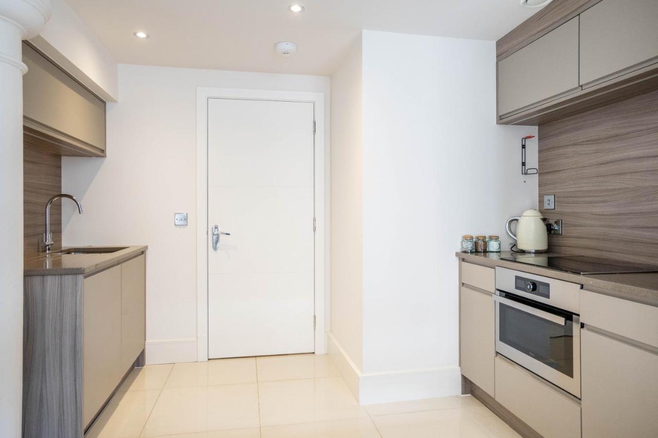 35 Cocoa Apartment *