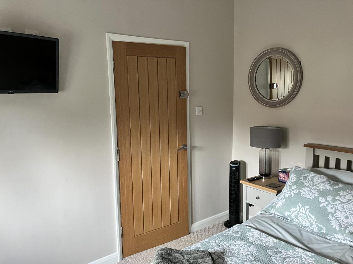 Sixteen B York