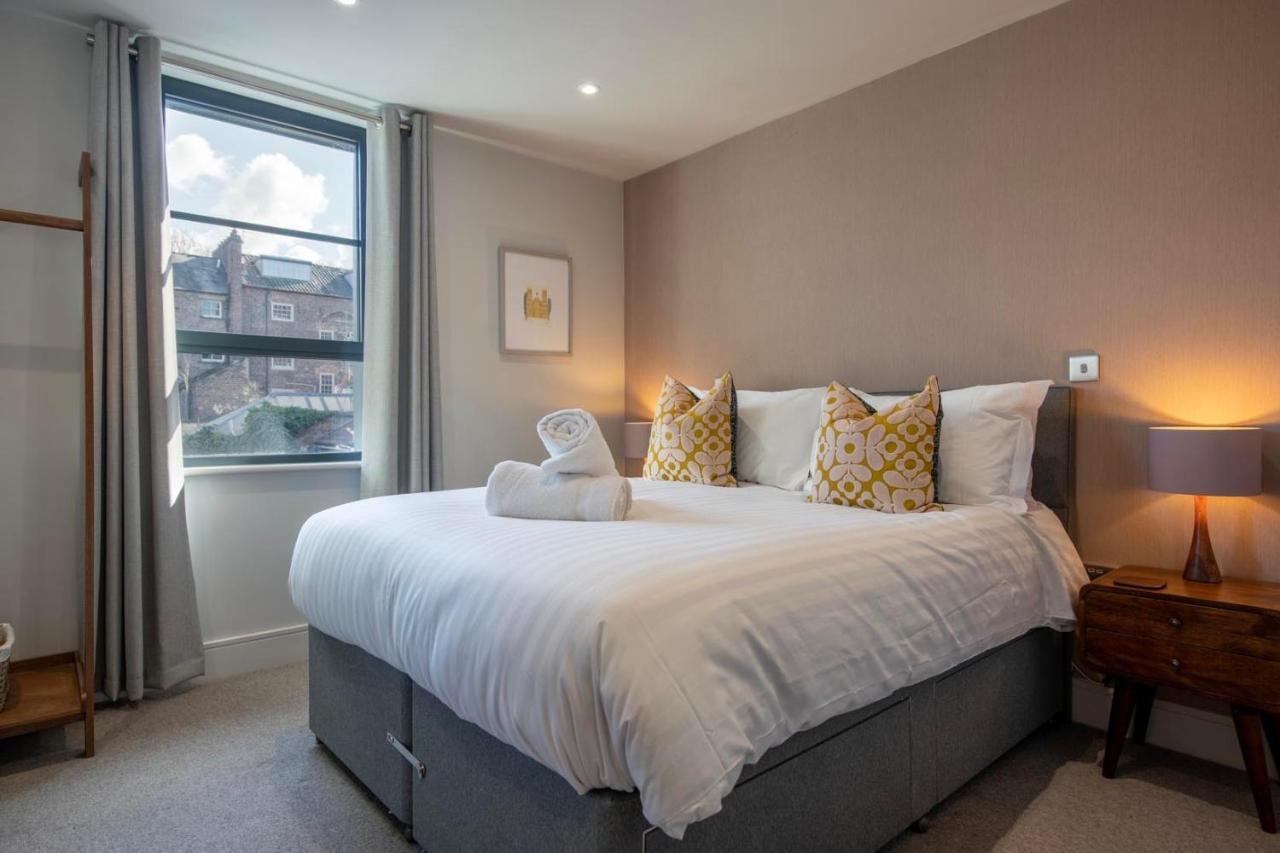 The Quadrant - The Larsen Apartment