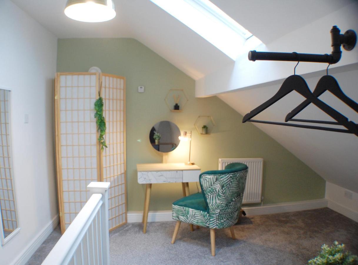 Townhouse With Private Parking York