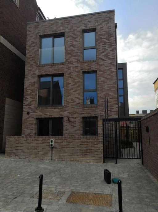 Apartment The Gin Suites Luxury Studio