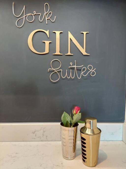 Apartment The Gin Suites Luxury Studio