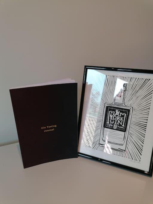 The Gin Suites Luxury Studio Apartment