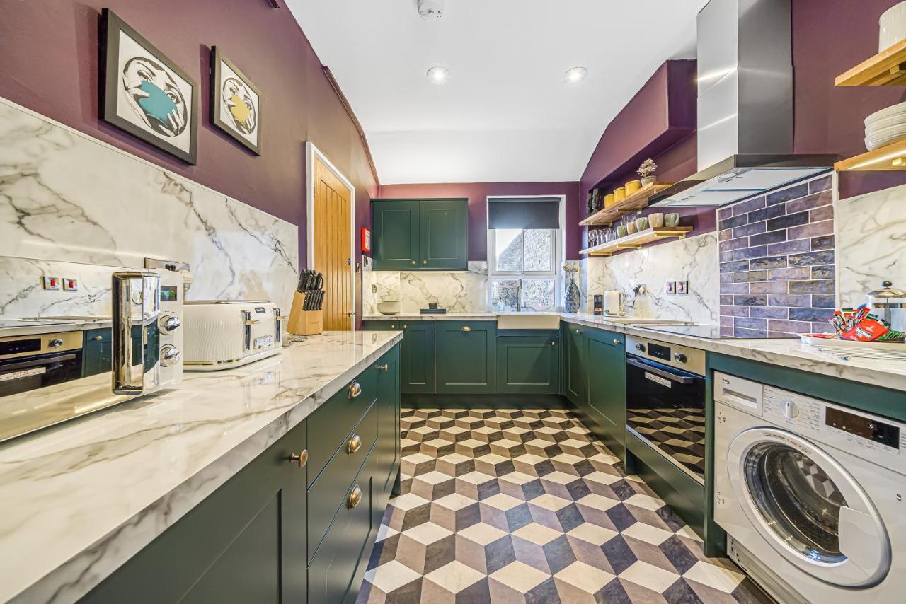 Corner Bishophill - Free Parking Holiday home