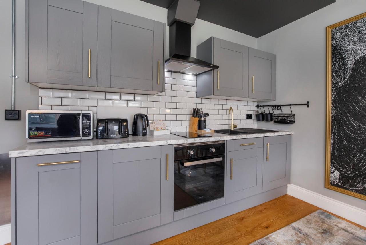 Bateman, Modern Centre Sleeps 6 York