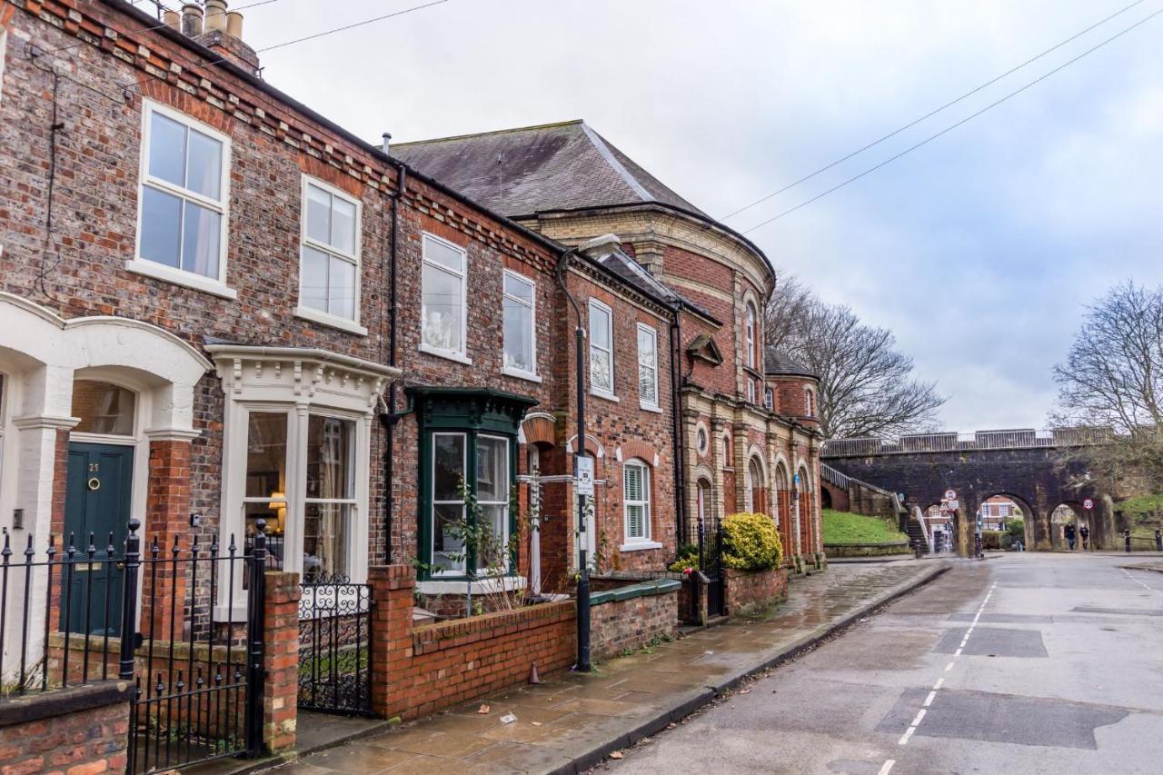 The Victorian House - Child And Dog Friendly, Free Parking Holiday home