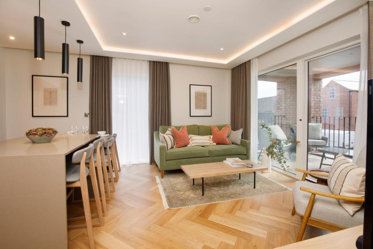 21 Hudson Quarter Luxury Apartments-free Parking 1 Car Apartment York