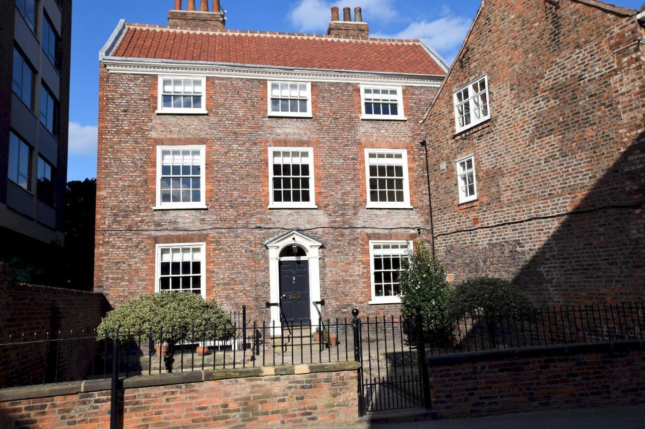 Holiday home 14 St Saviours Place, York