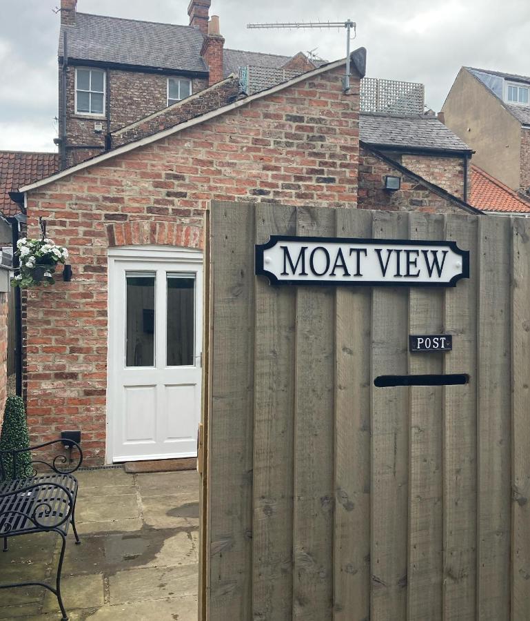 Moat View Free Parking, Central, Ev Plug Apartment *
