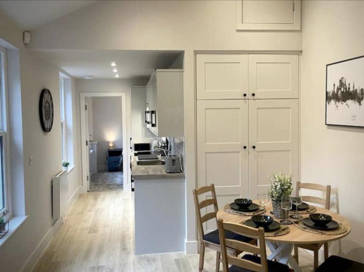 Moat View Free Parking, Central, Ev Plug * York