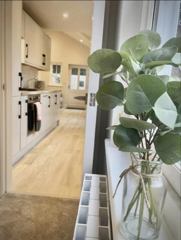 Apartment Moat View Free Parking, Central, Ev Plug York