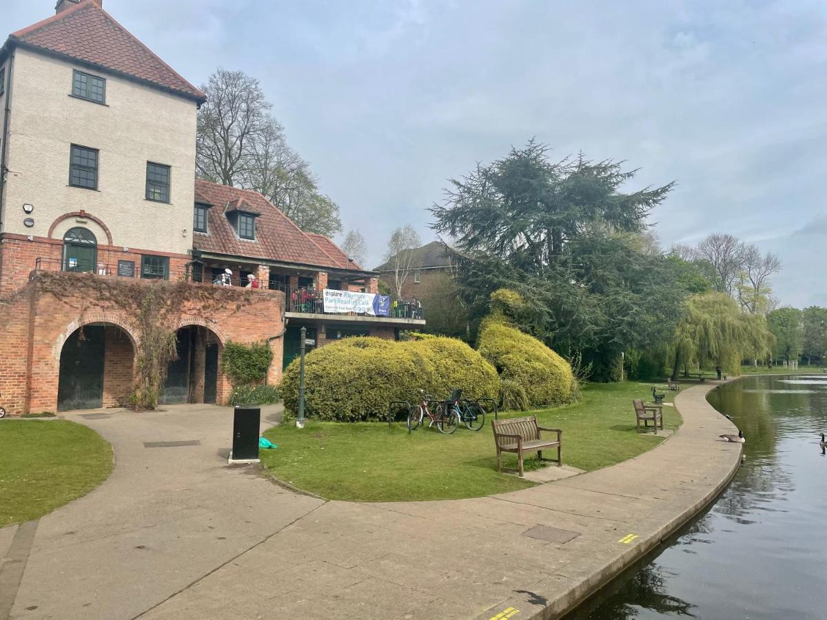 The Vines - Stunning Period With Free Parking Apartment *