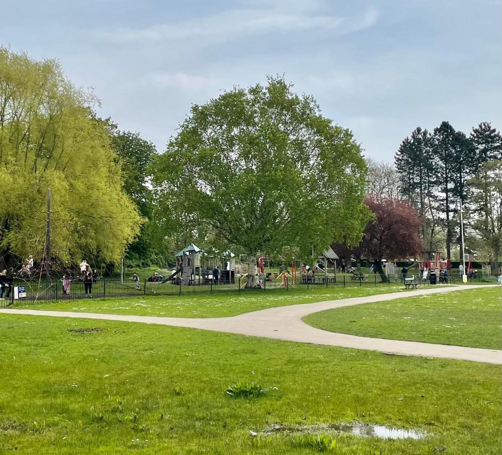 The Vines - Stunning Period With Free Parking * York
