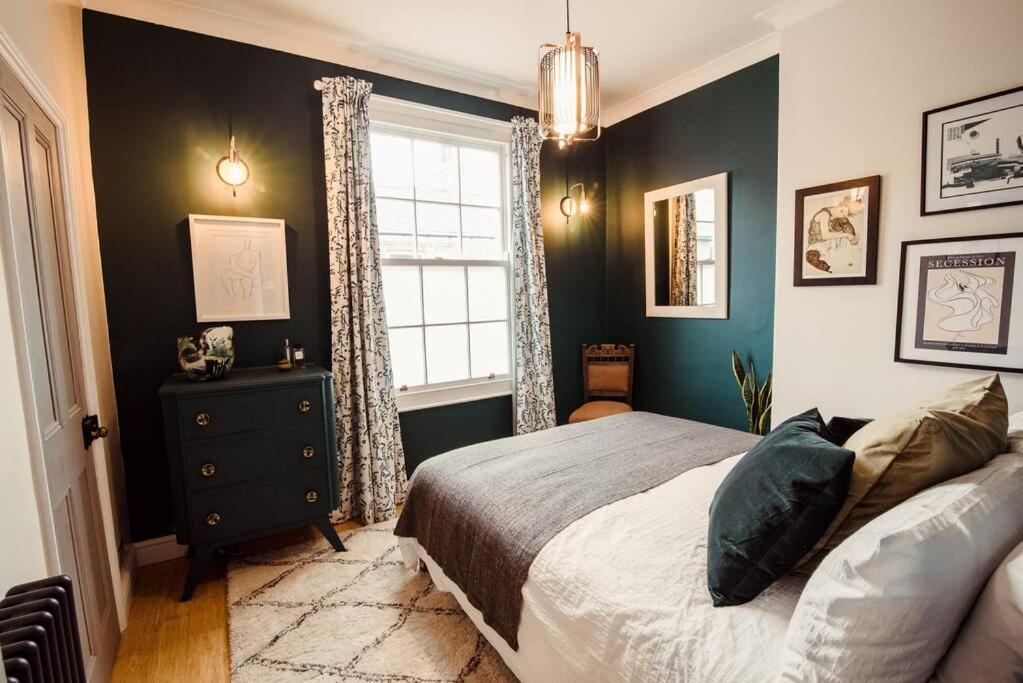 Artistic Hideaway Within York's Ancient Walls